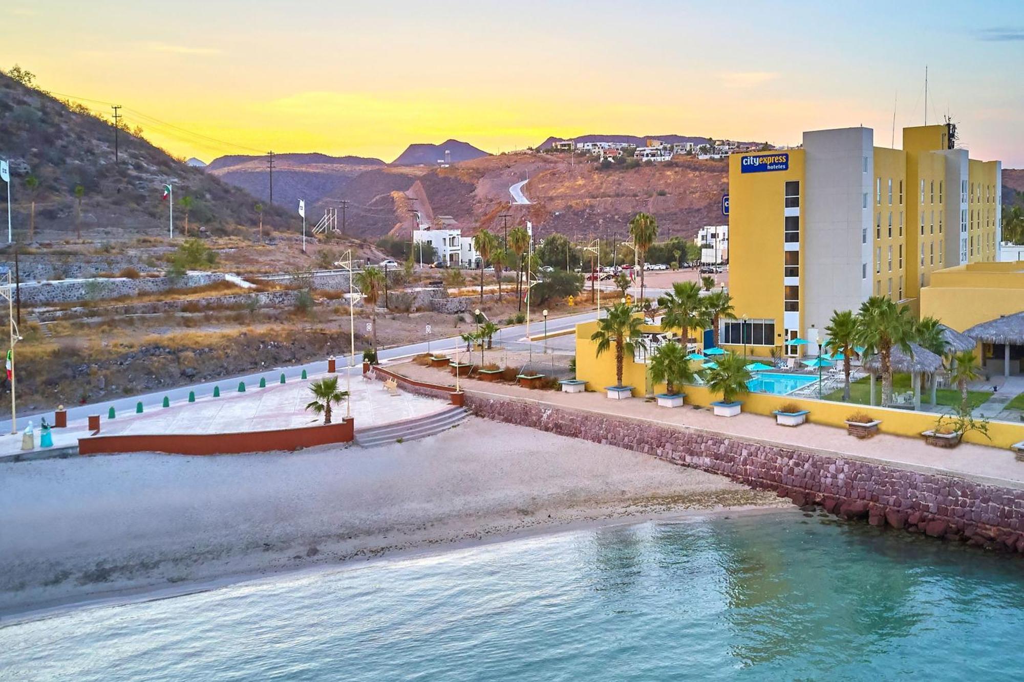 City Express By Marriott لاباز المظهر الخارجي الصورة